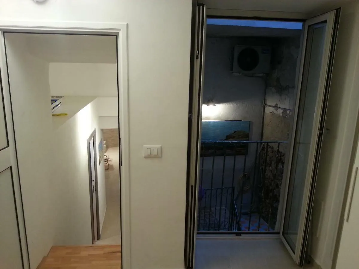 Casa Adriana In Via Spinuzza Villa Cefalù