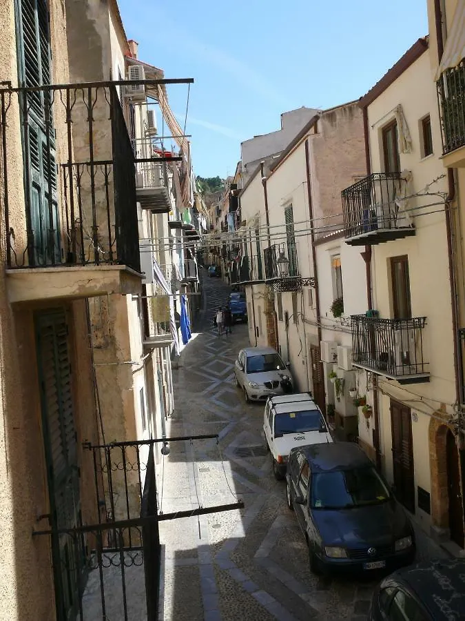 Casa Adriana In Via Spinuzza Villa Cefalù İtalya